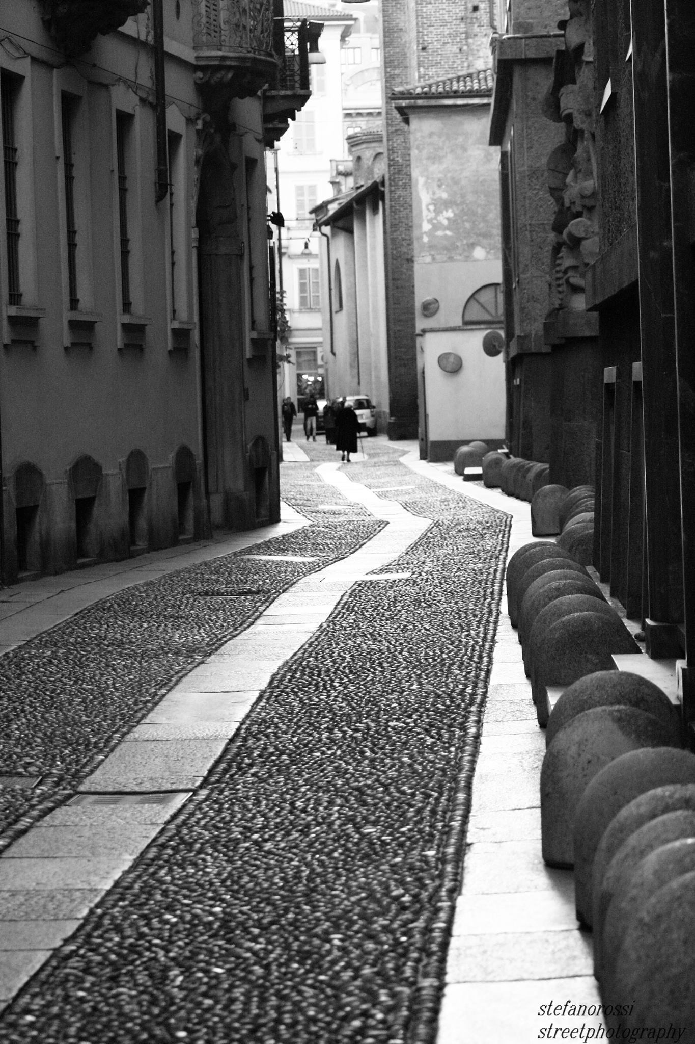 Alley in Milan