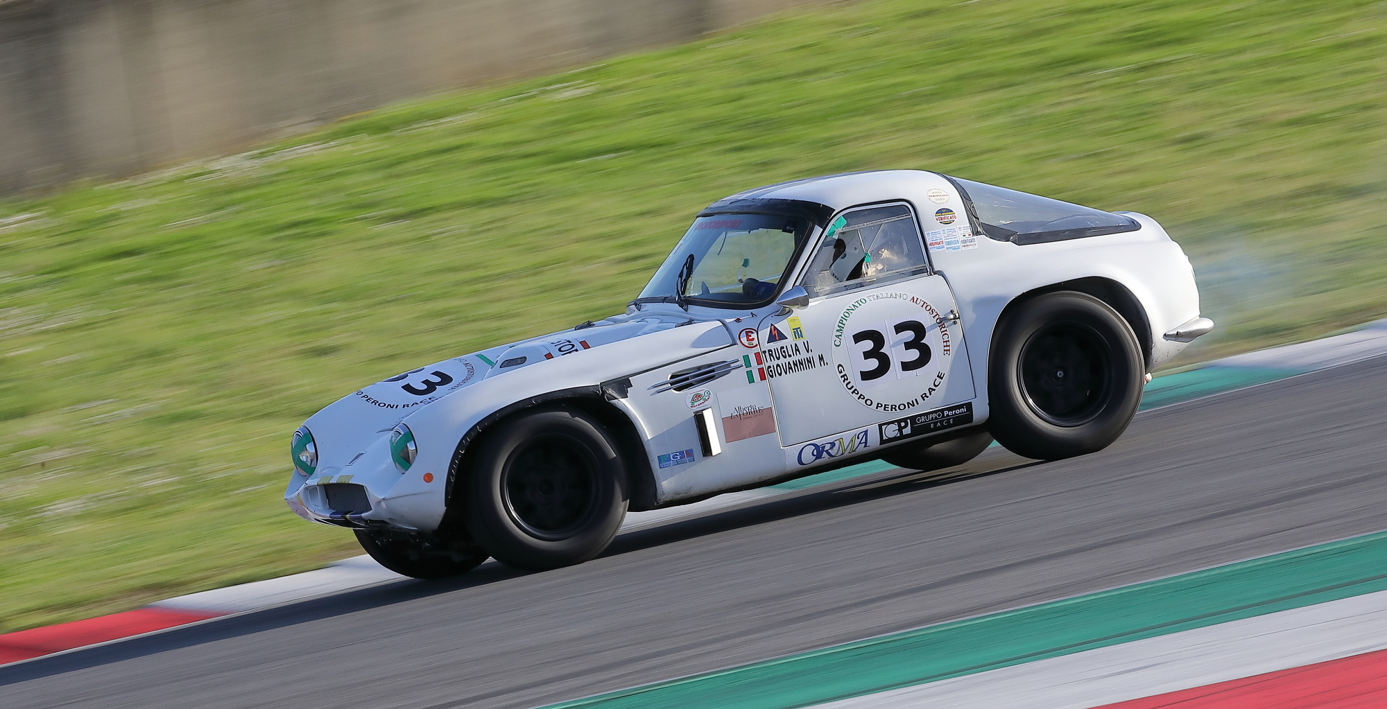 Mugello. Curve Away Unhurt.