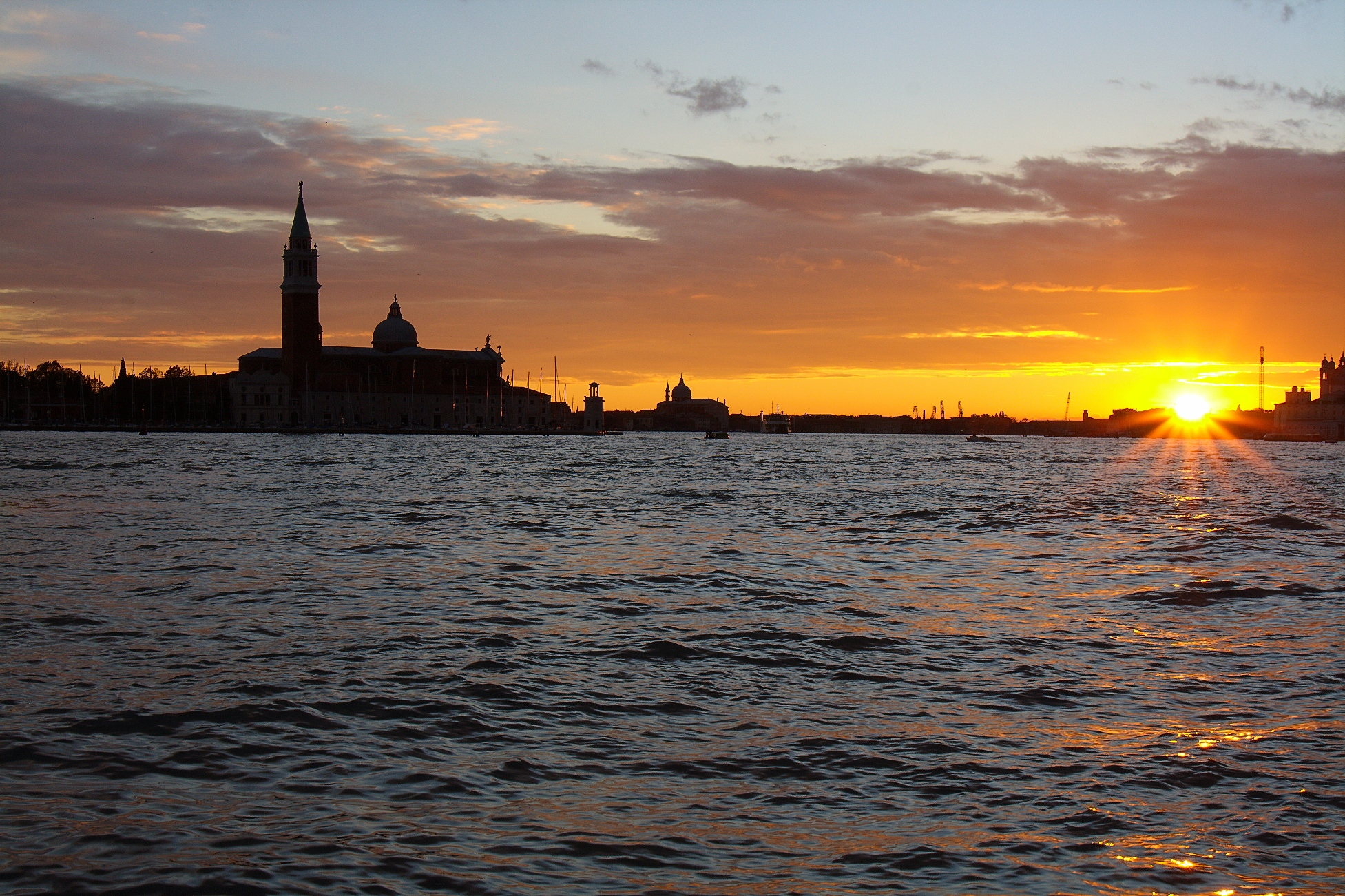 San Giorgio al tramonto