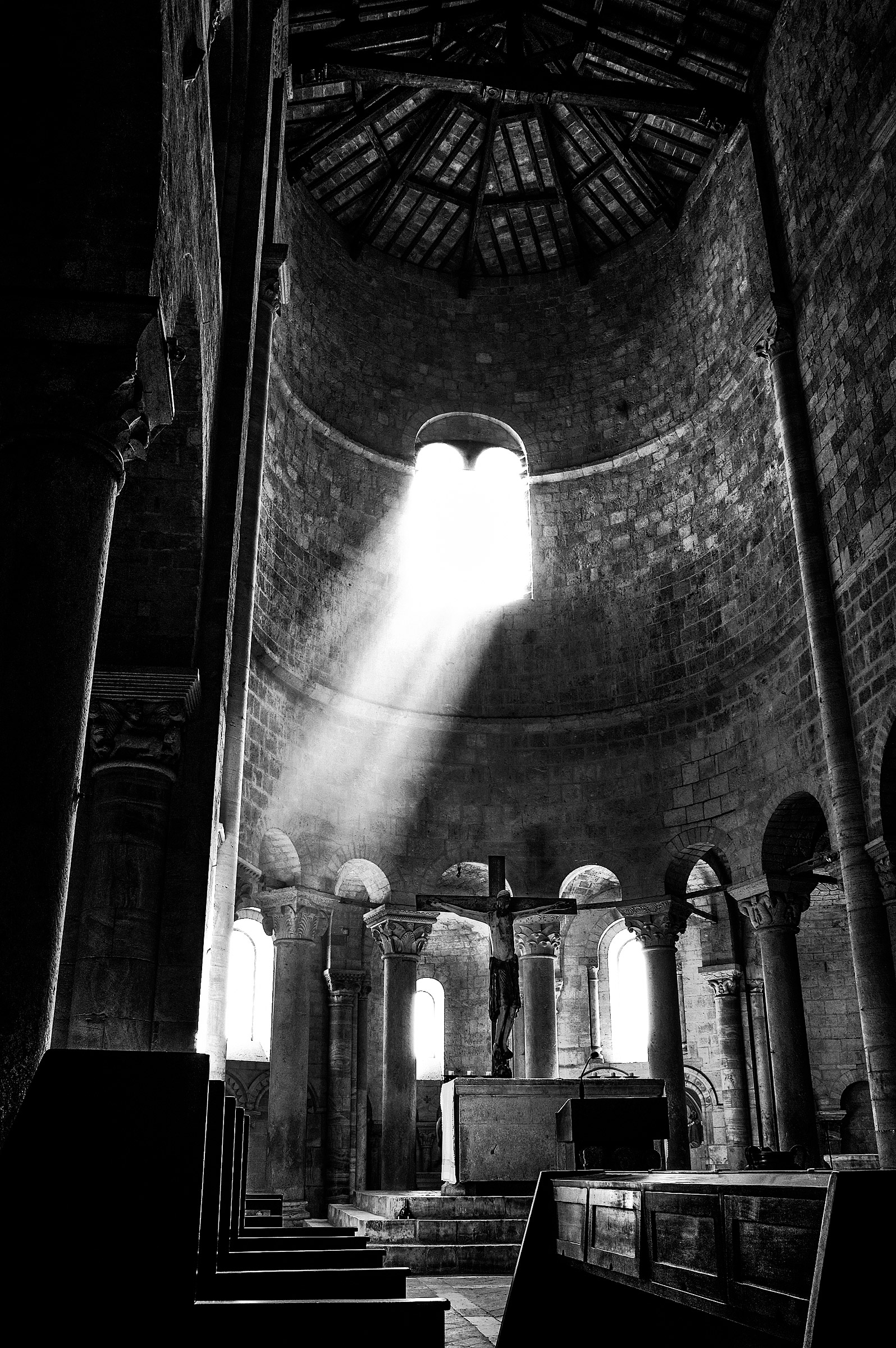 Light to the Abbey of sant'antimo