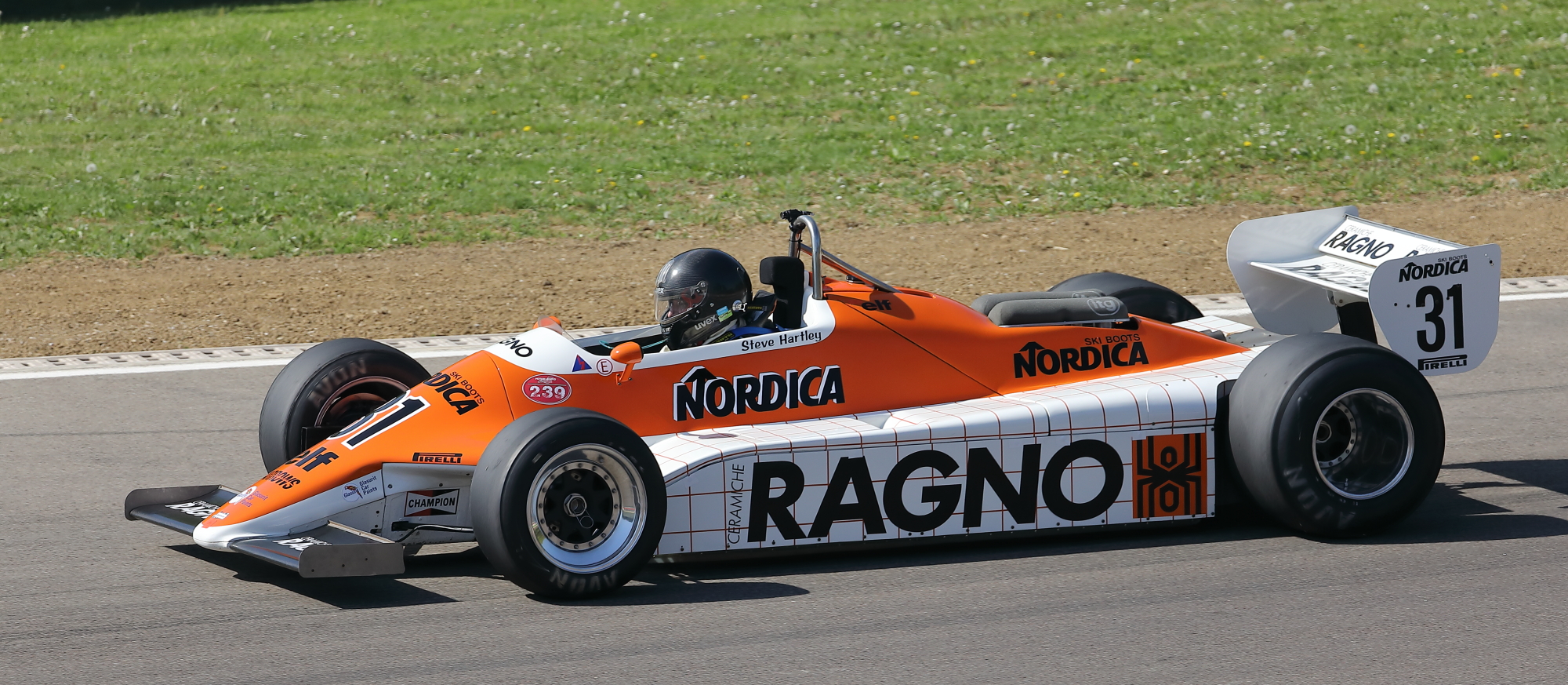 Motor Legend Festival.