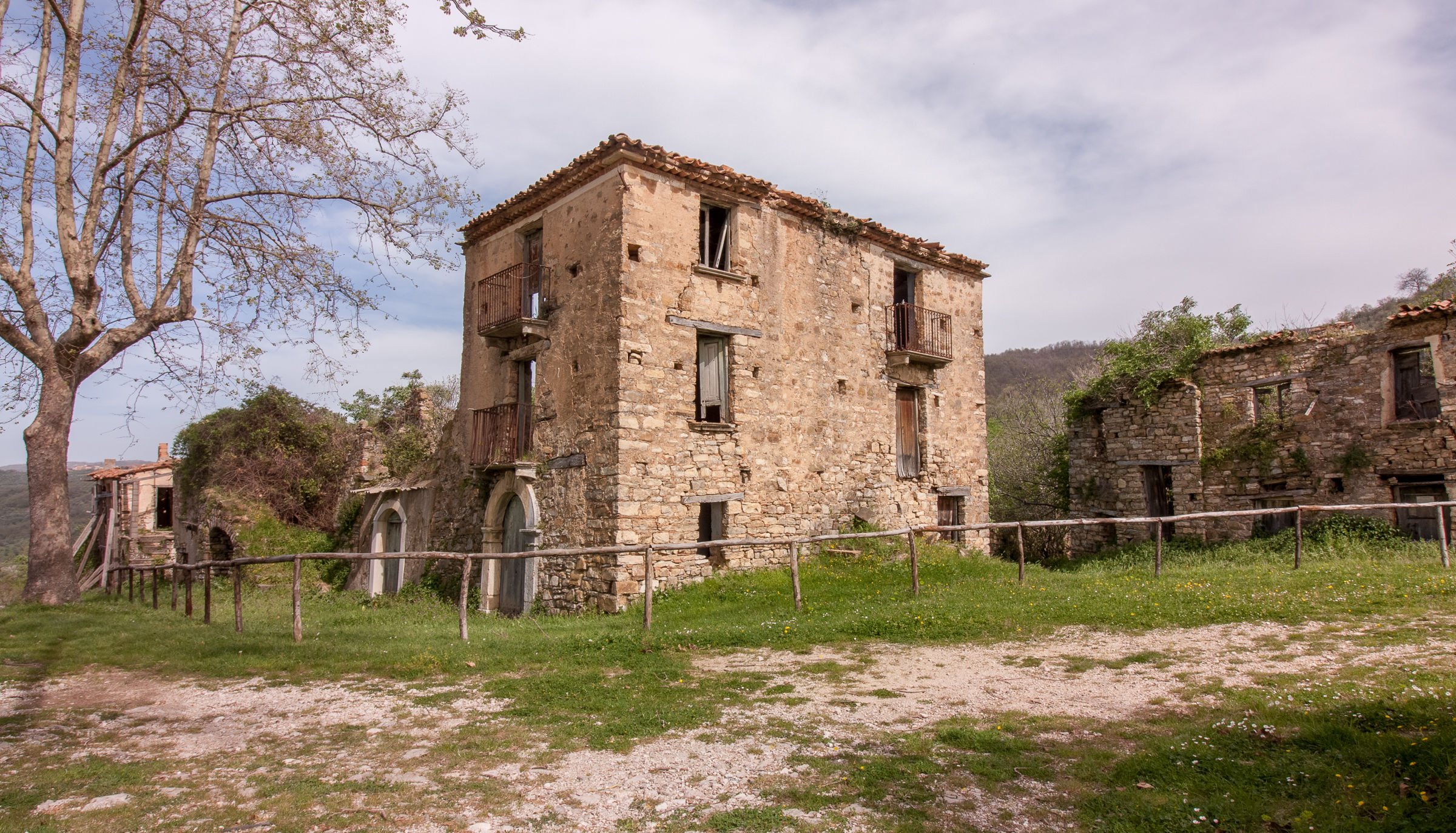 Ruins in Roscigno Vecchia