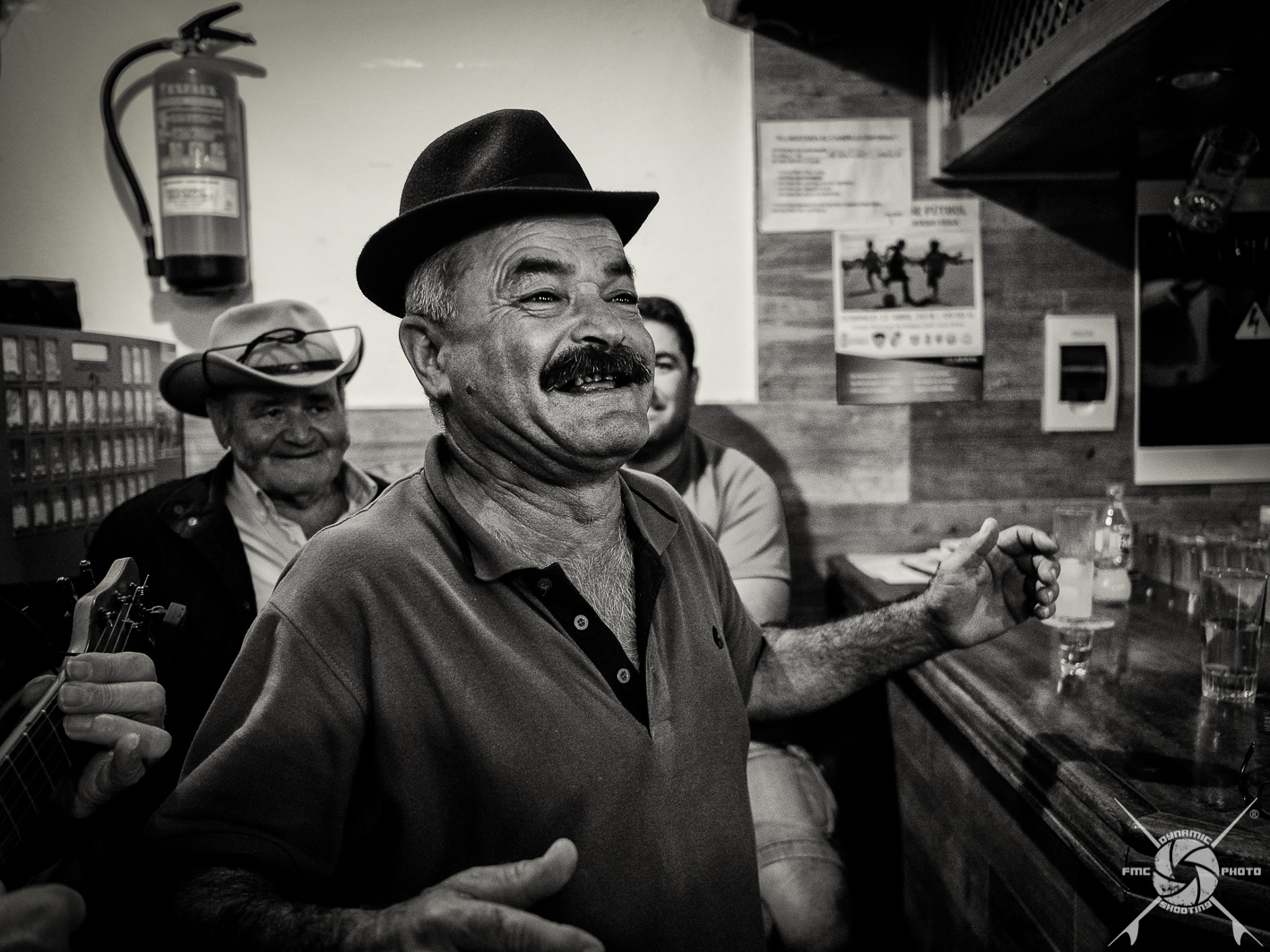 singers from trattoria