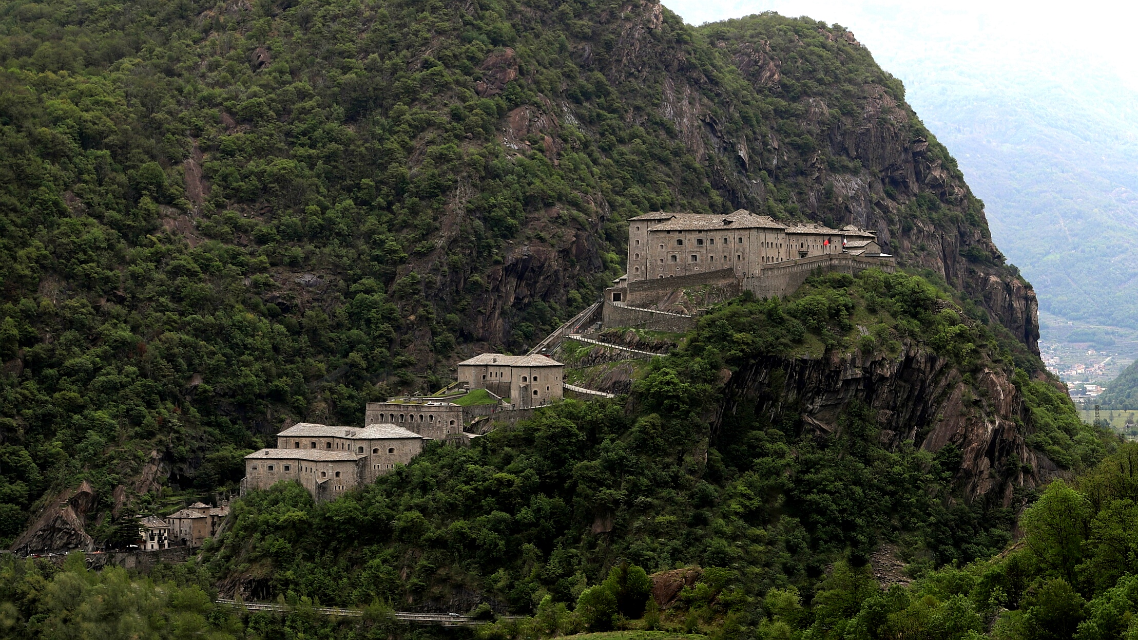 Il Maestoso Forte di Bard, Valle d'Aosta (1661 d.C.)