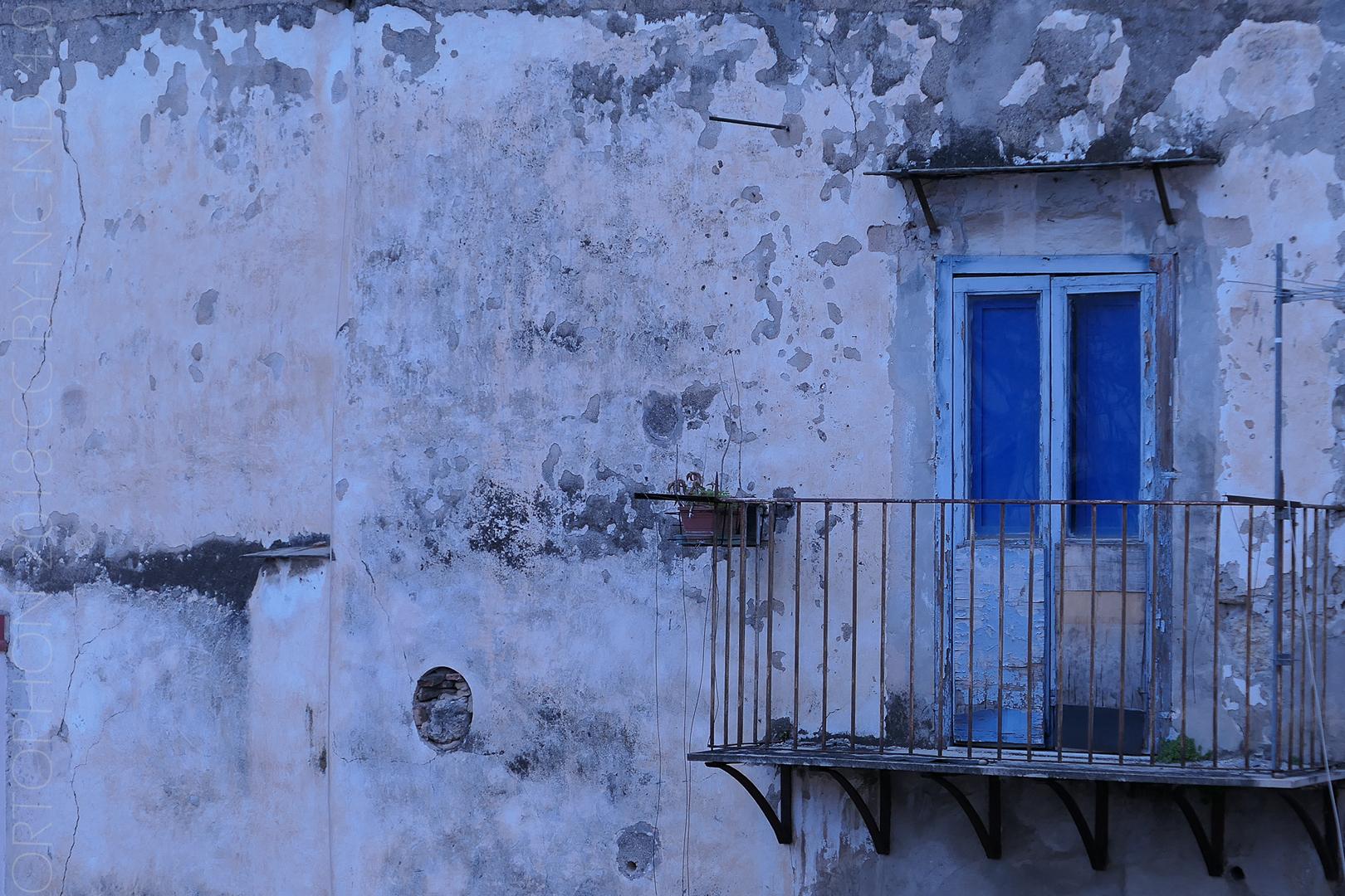 Dietro l'albergo delle povere