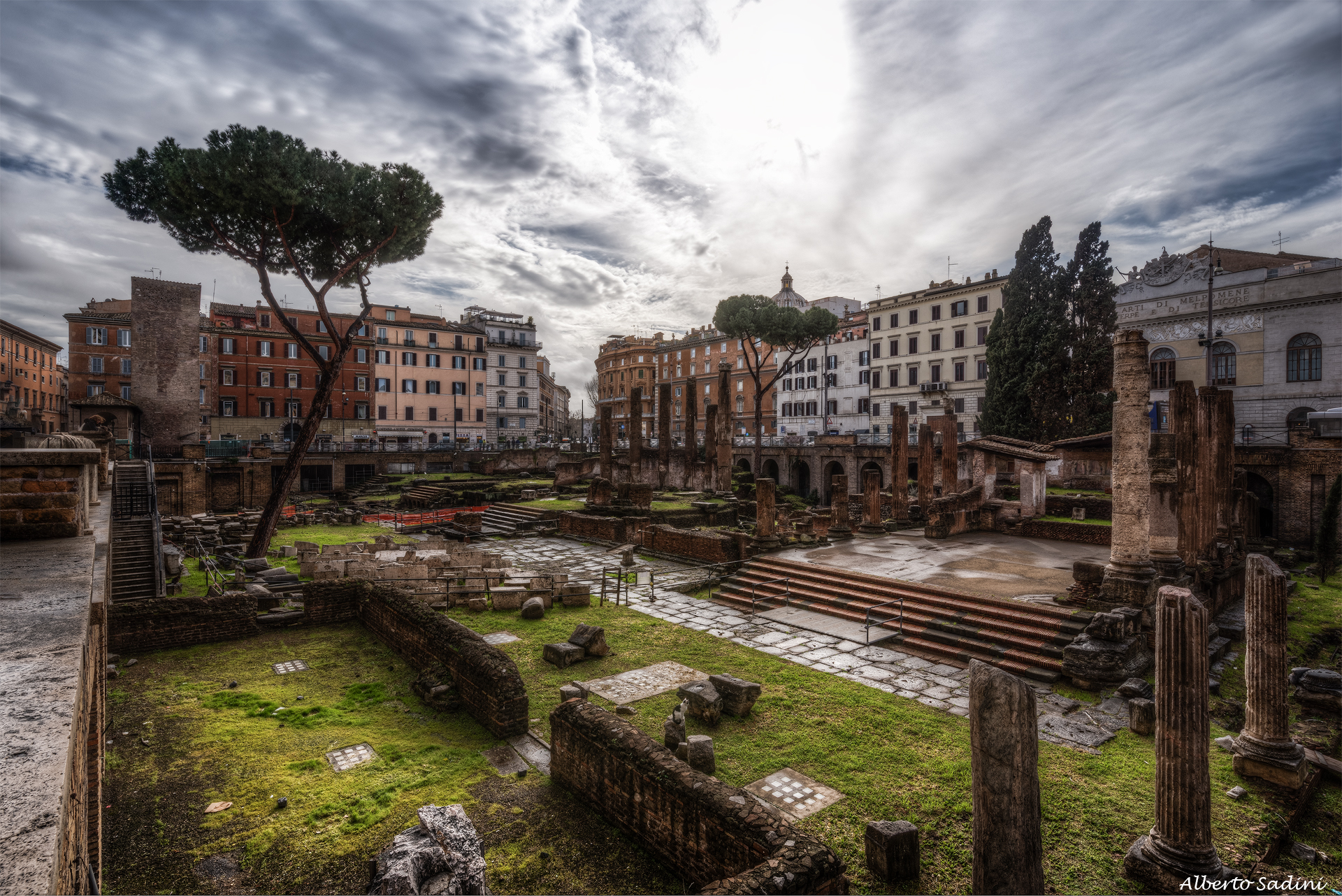 Largo di Torre Argentina