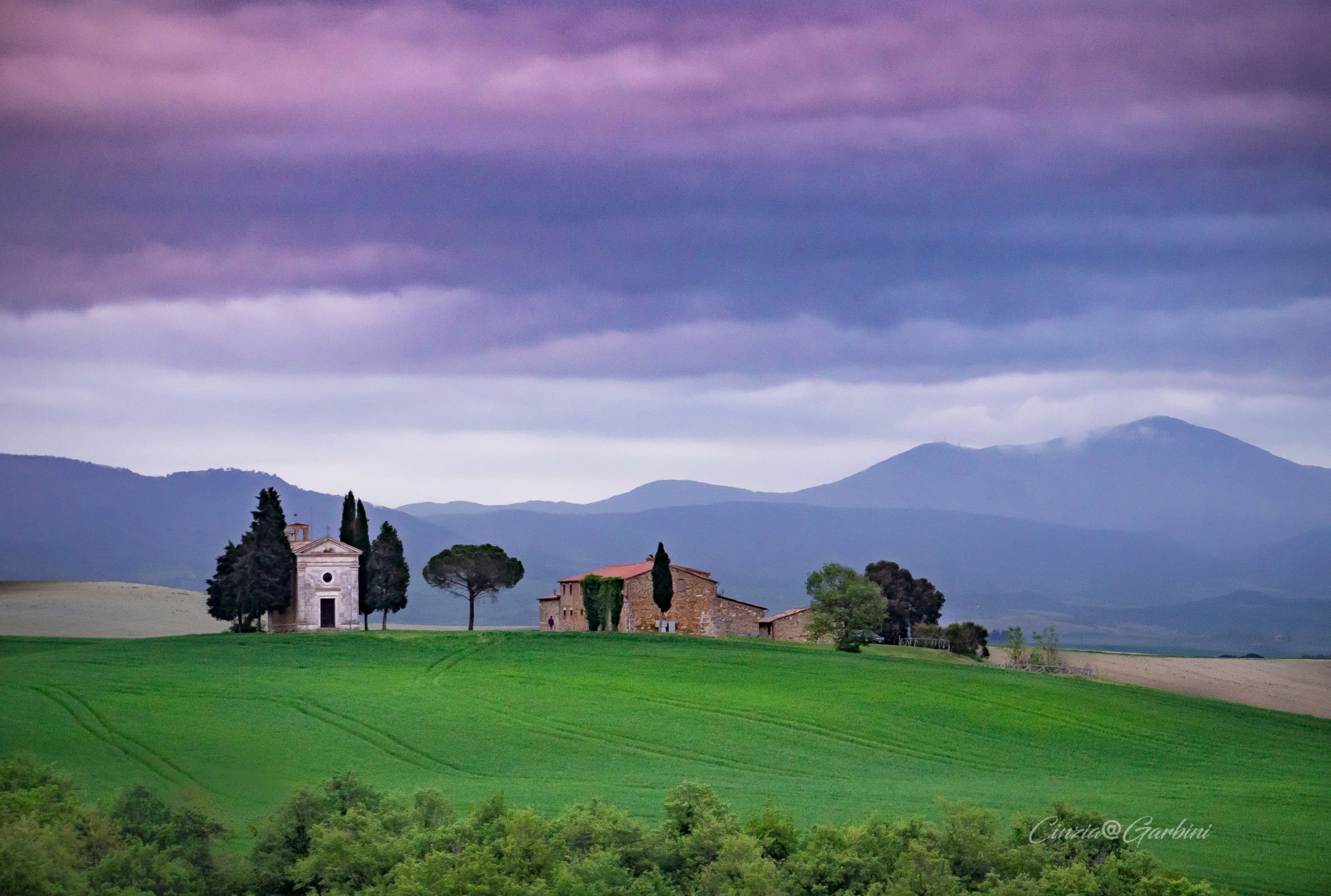 Primi raggi di luce su Vitaleta