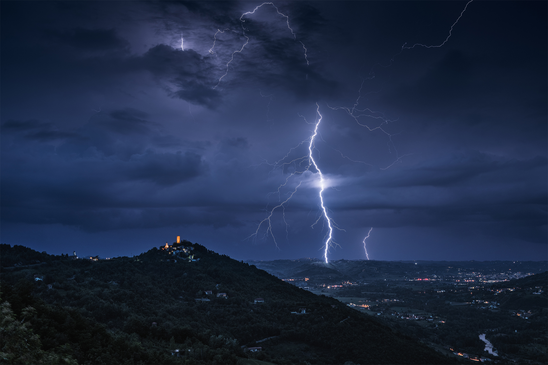 Ed è subito un colpo di fulmine - Castelletto d'E...