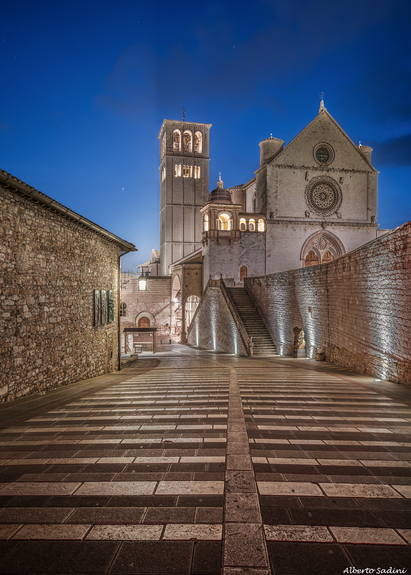 La discesa verso Piazza San Francesco
