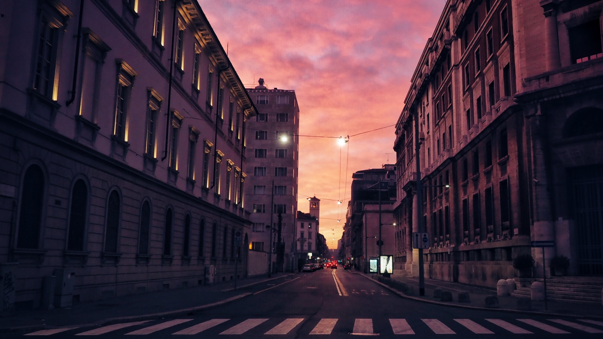 02 Milan-Urban Sunset