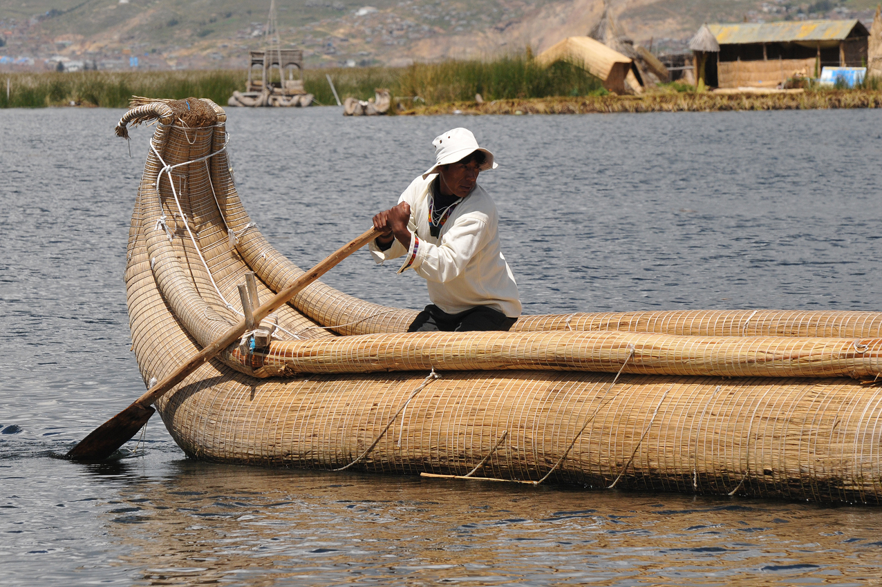 "Totora boat" - reeds of Lake Titicaca - Bolivia