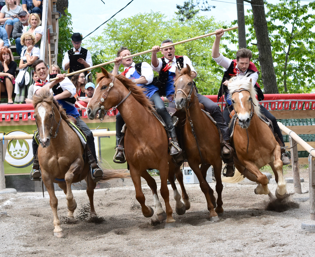 36th Cavalcade Oswald von Wolkenstein