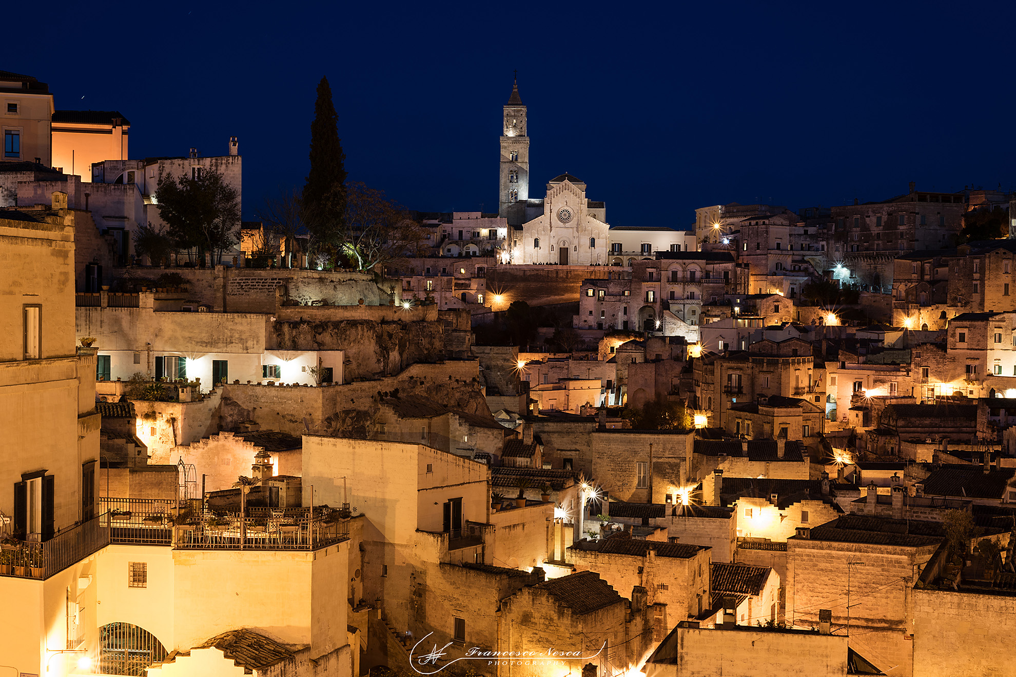 Blue hour tra i sassi di Matera