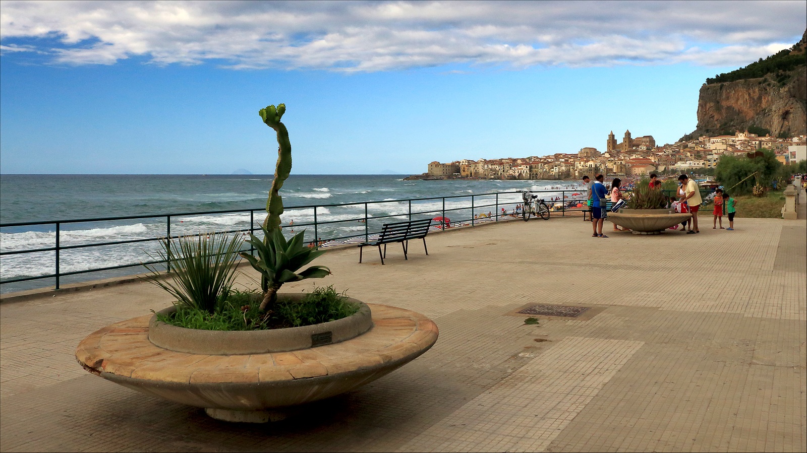 Cefalu ' Waterfront