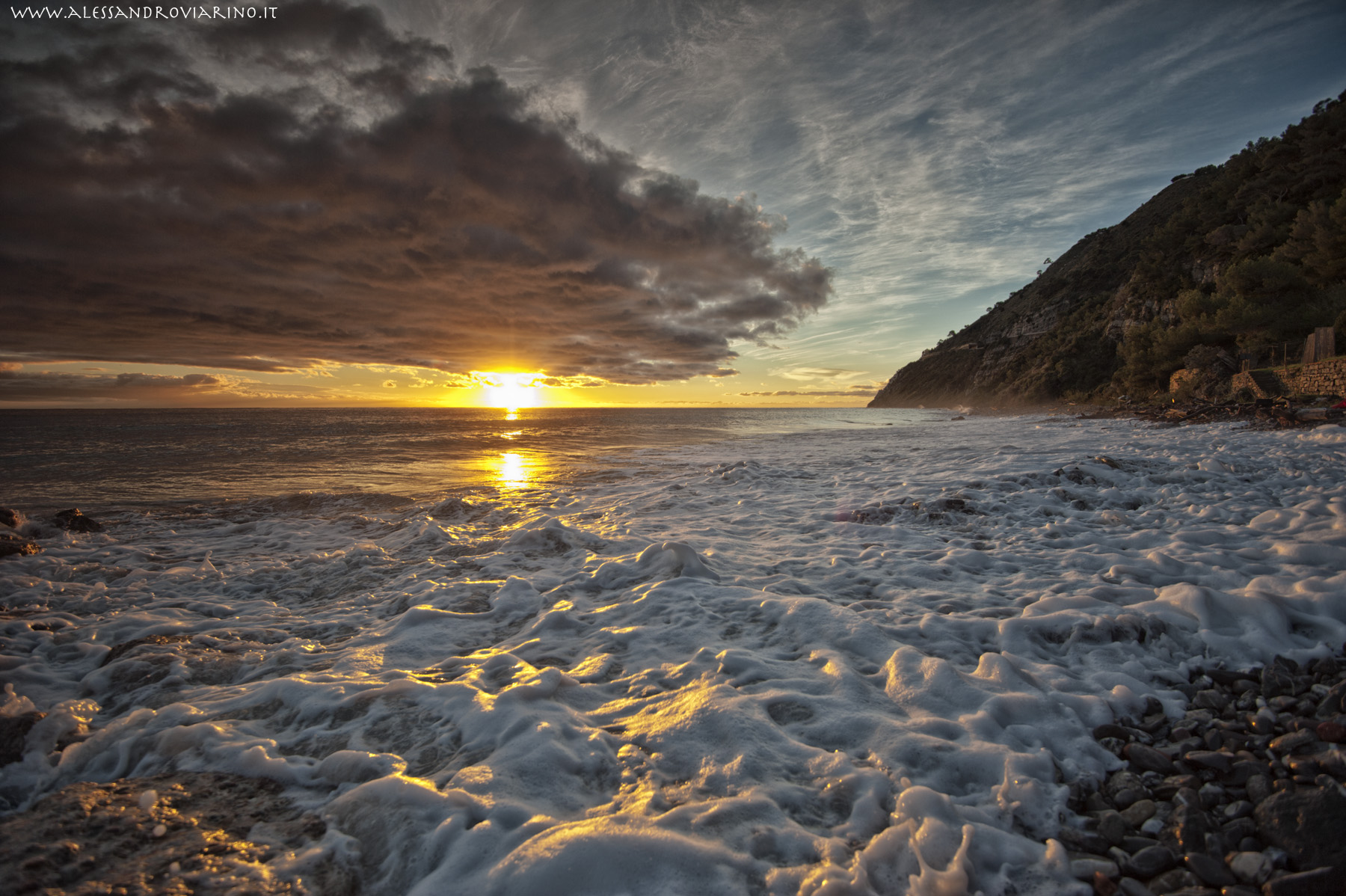 dawn of November 1 apple head (sv)