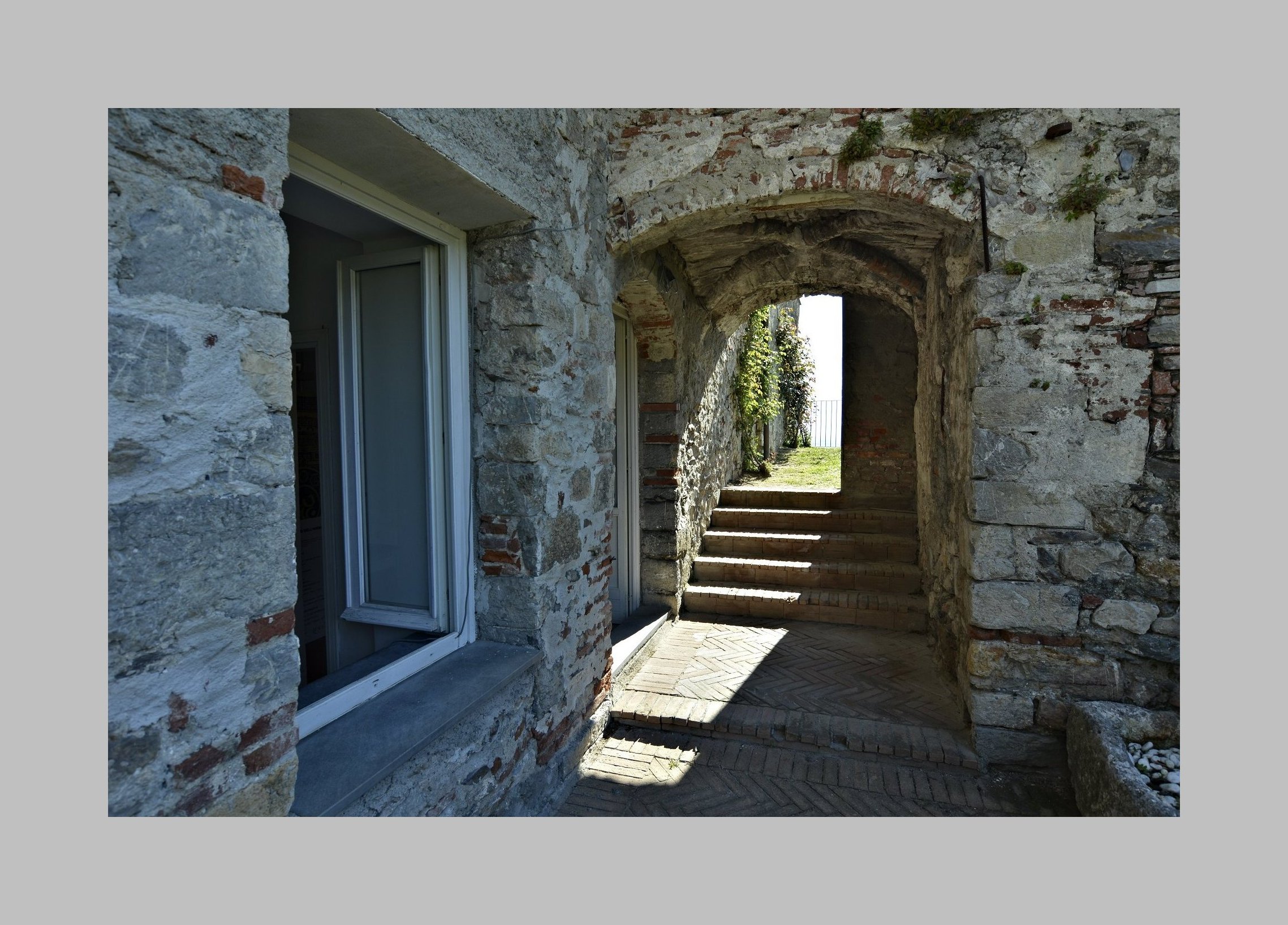 Castello : un passaggio interno