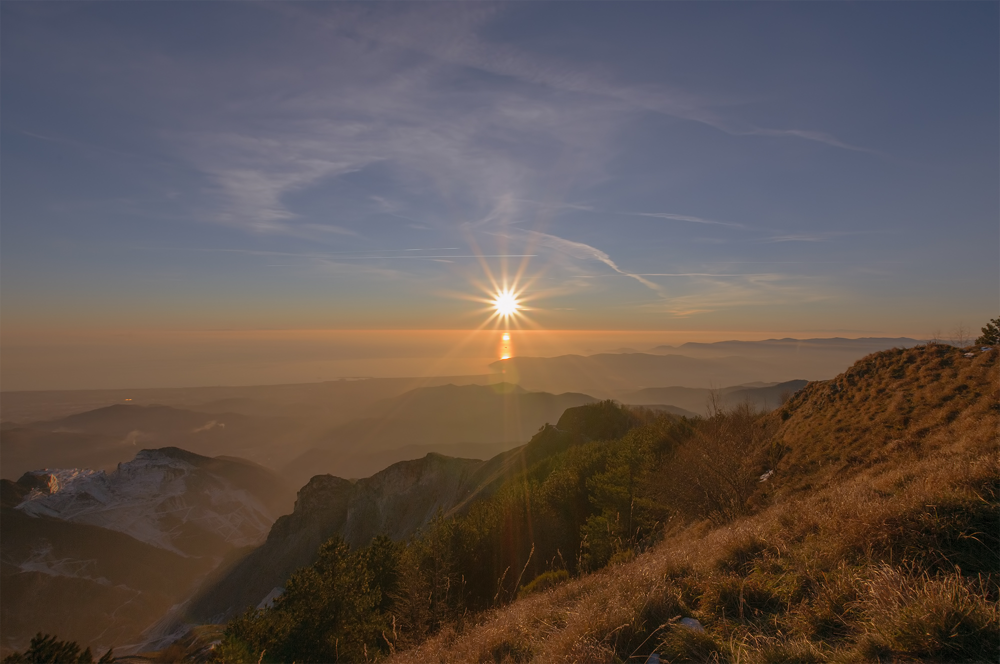 Sunset Apuan from the Zucco of the milk-Apuan Alps