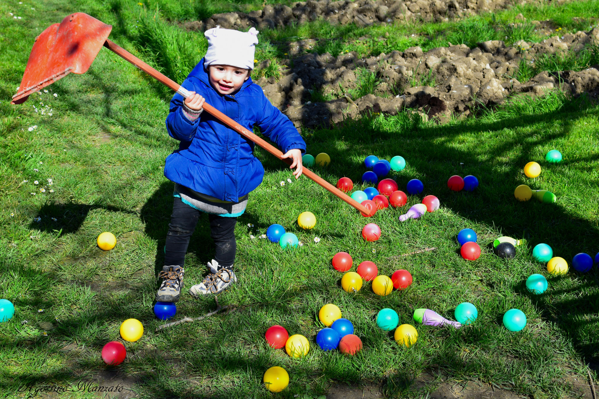 Beatrice impazzisce con le palline