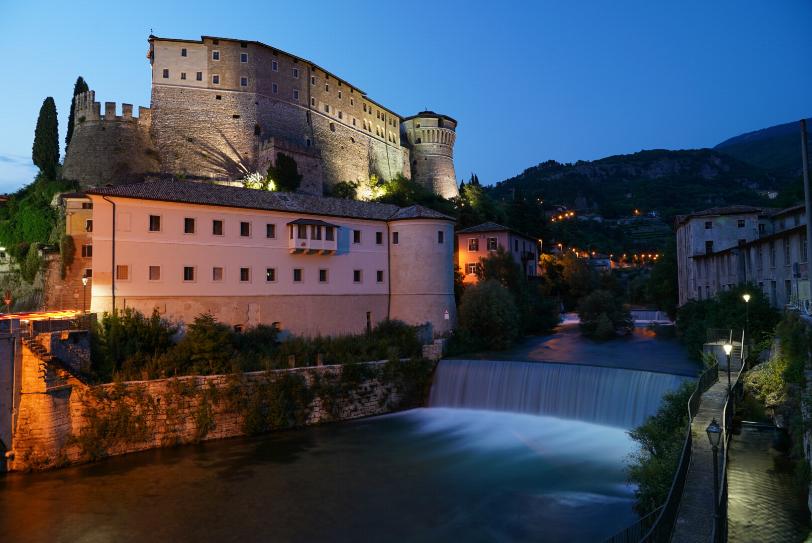 Castello di Rovereto (o Castel Veneto)