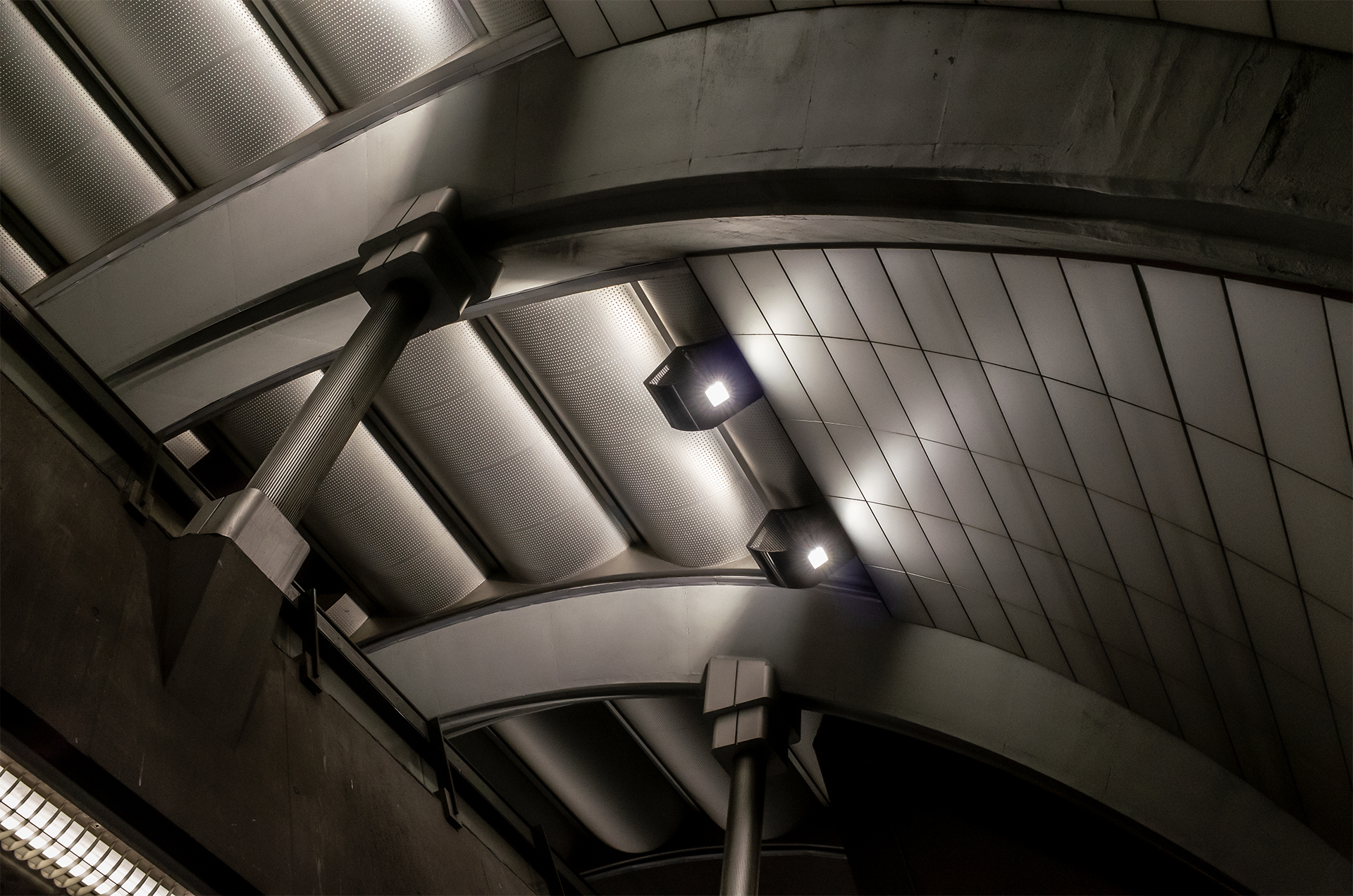 Stazione Porta Venezia Milano - Cielo architettonico