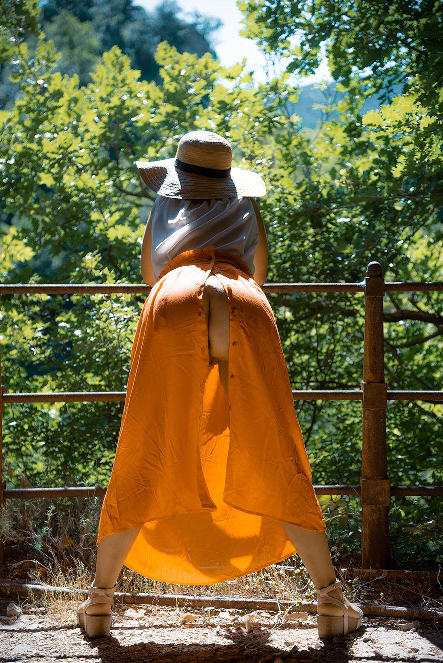 Playing with the skirt (autumn toning)