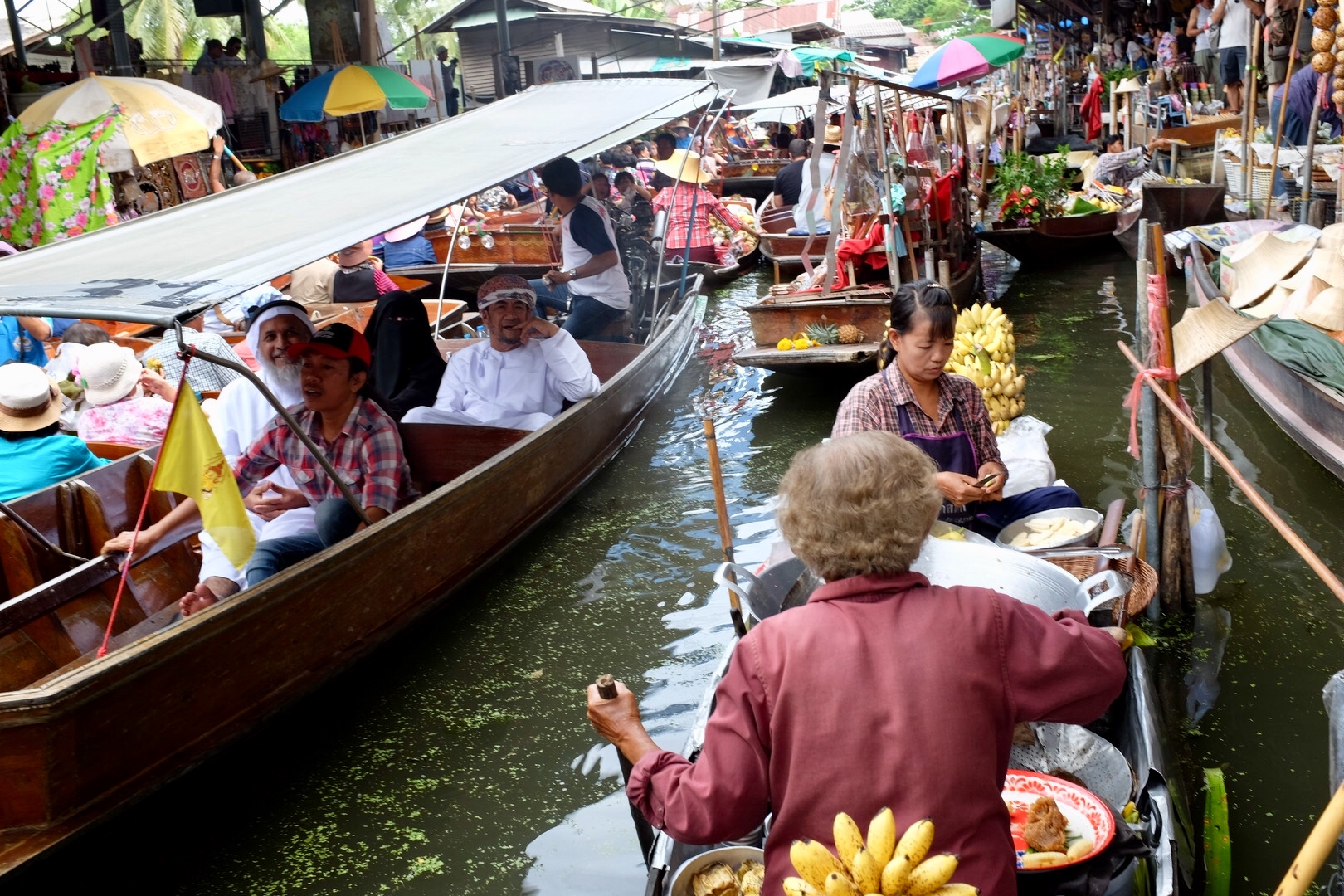 Market on water