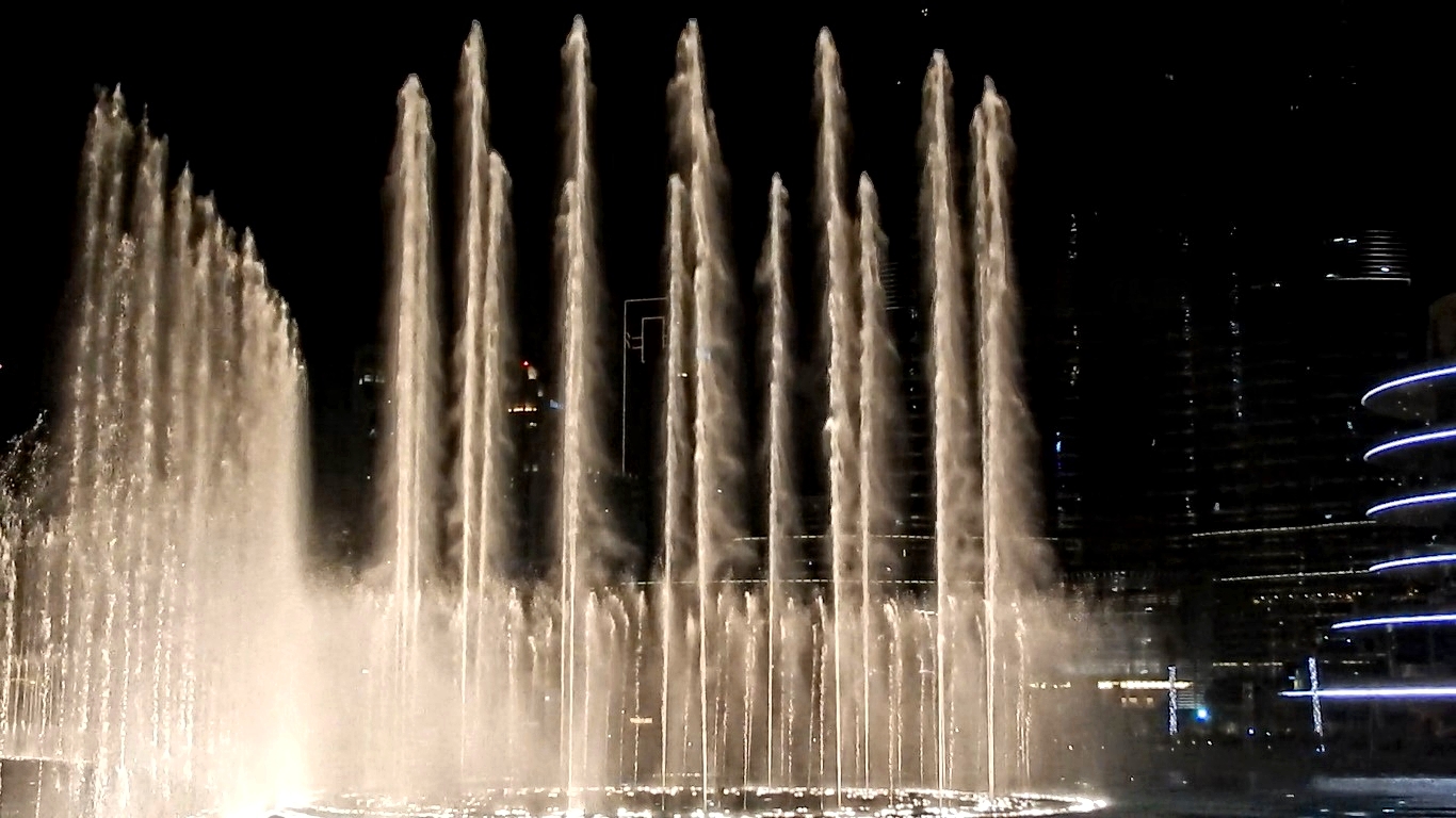 The dancing fountains...