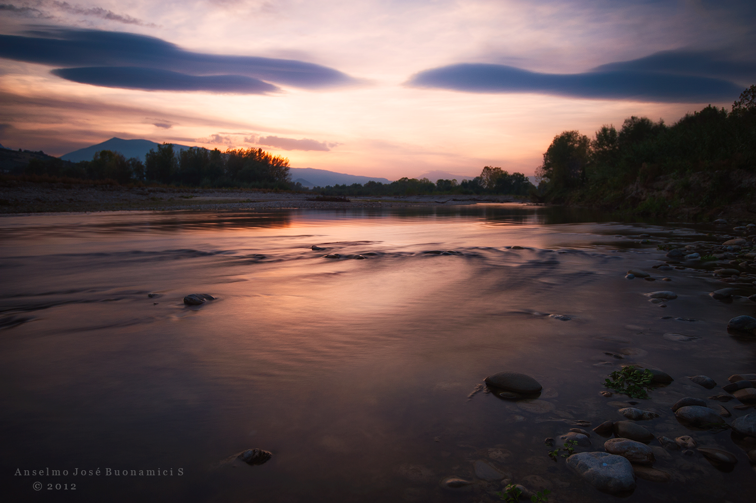 Tronto river at sunset today