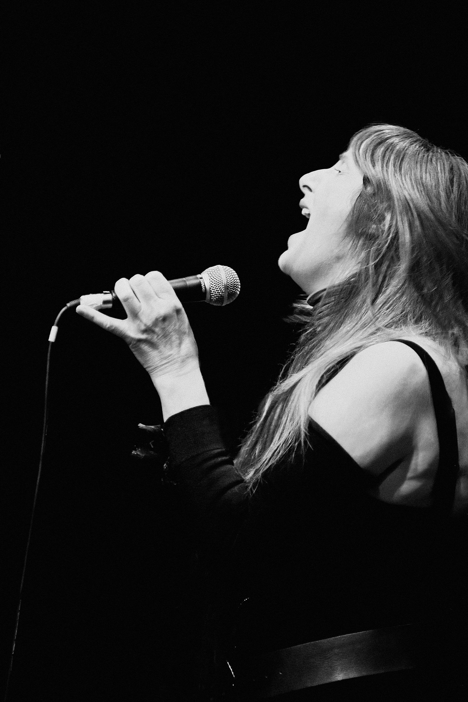 Jenny Saleh sings your first moon