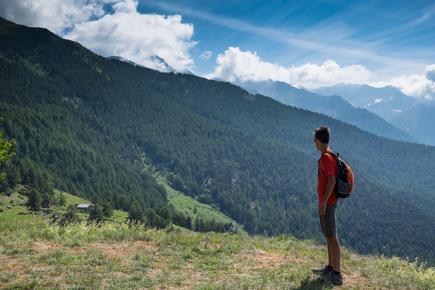 Towards the Selleries refuge