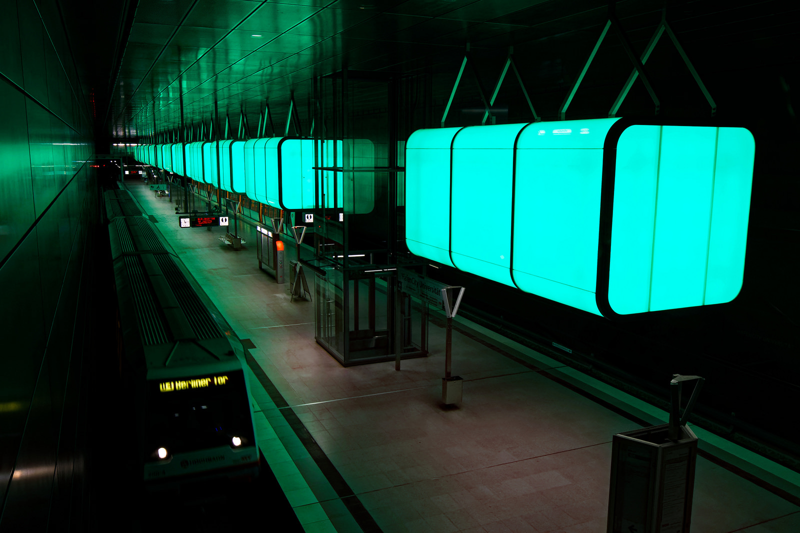 HafenCity Universität-Metro station 5