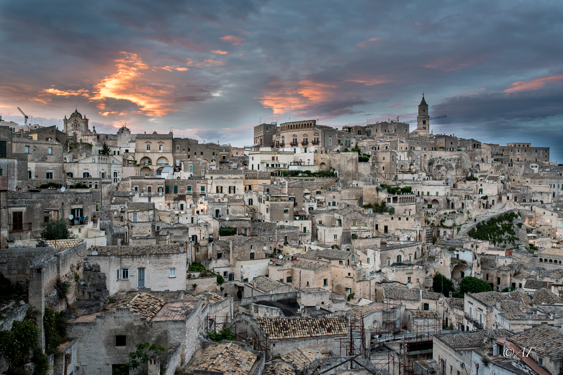 tramonto su Matera