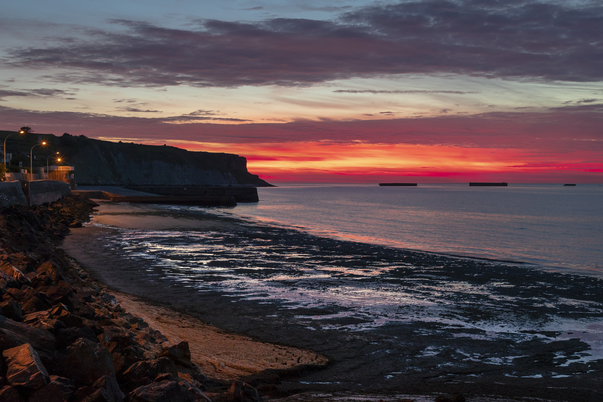 Il cielo rosso sangue del D-Day