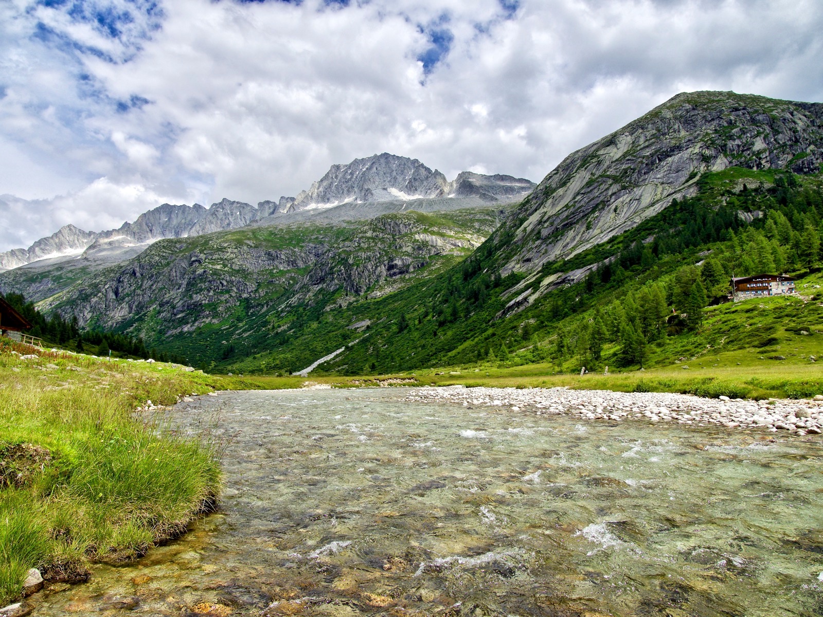 Refuge Val di Fumo