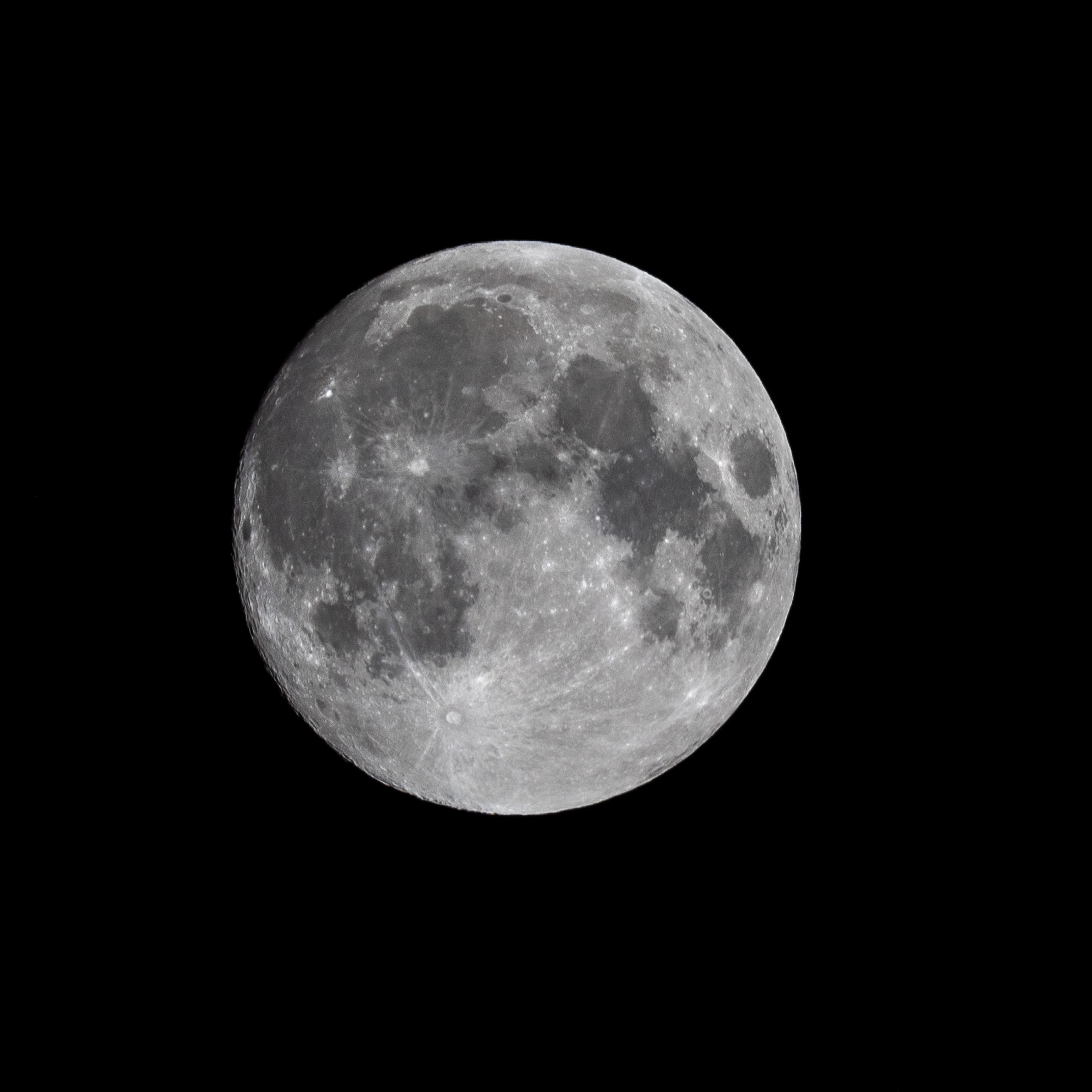 Luna del 27/72018 00:38