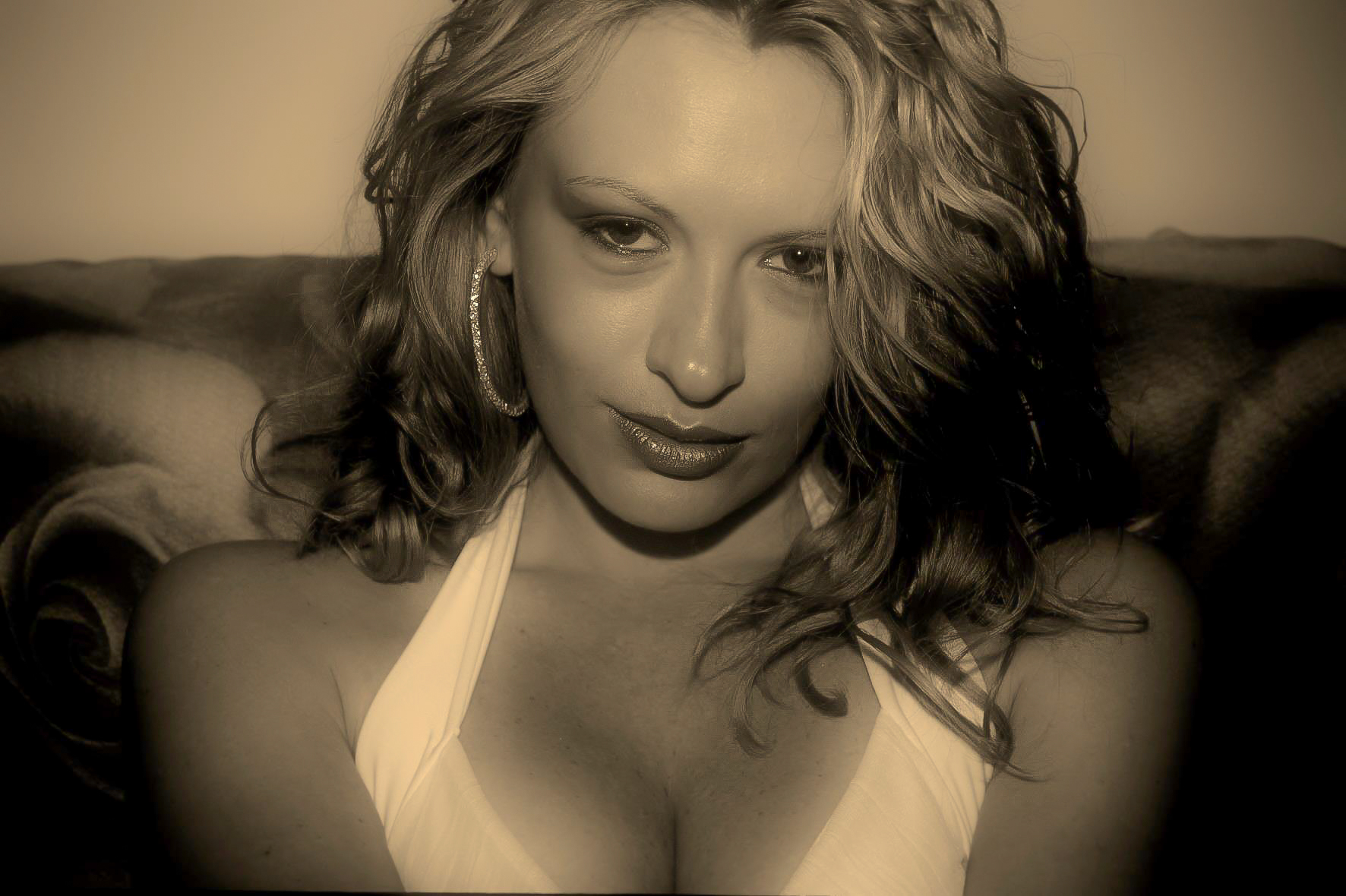 Patty Nikon D700 Old Raw