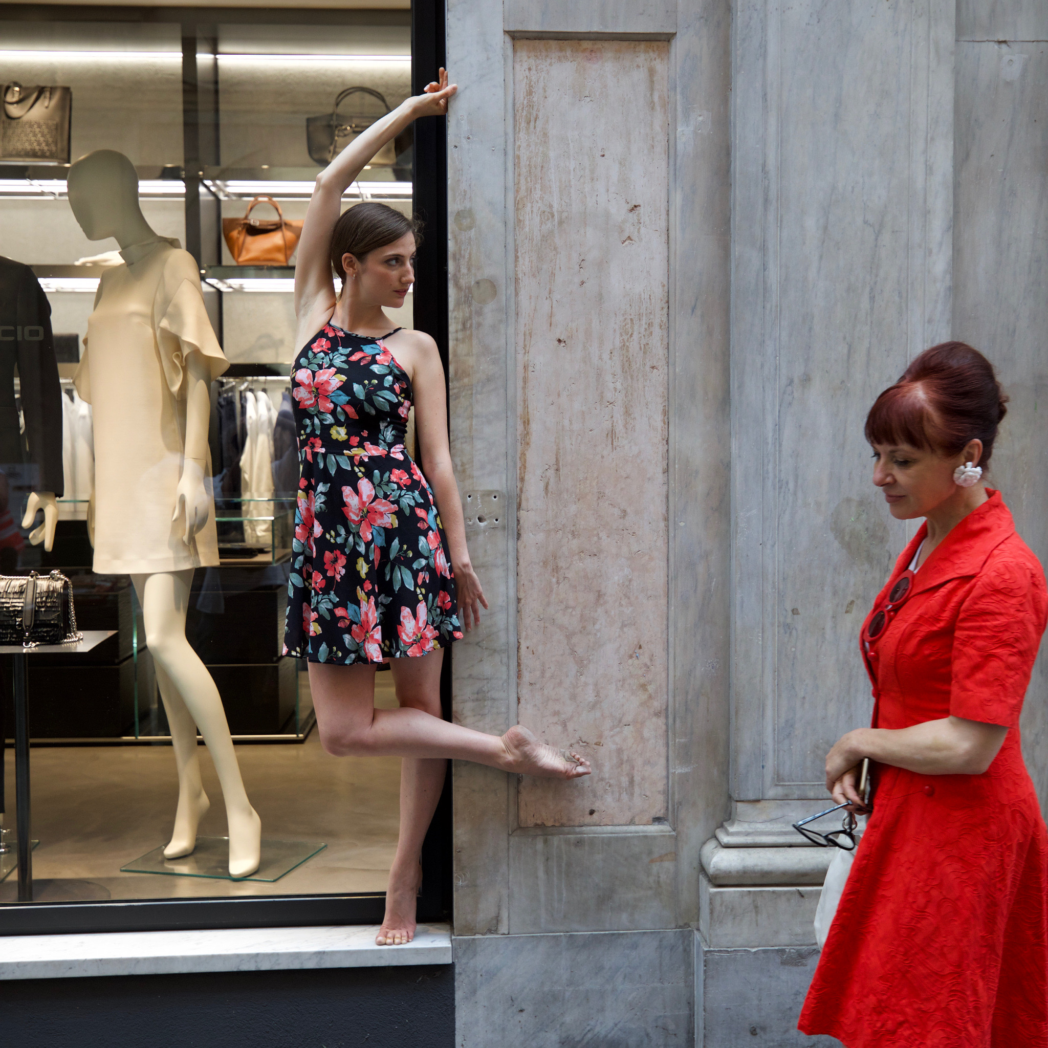 Scatti in danza - Carola e il manichino