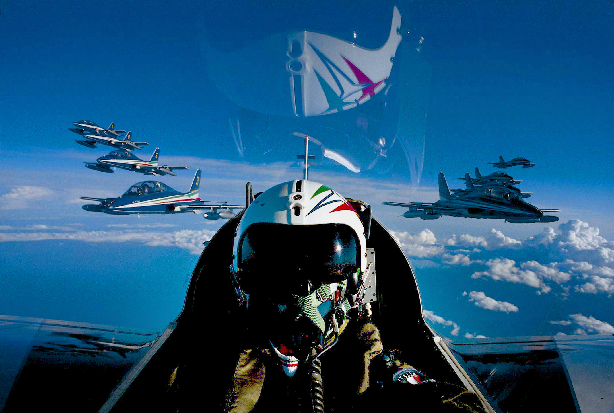 Formation of 10 aircraft MB339 PAN Frecce Tricolori