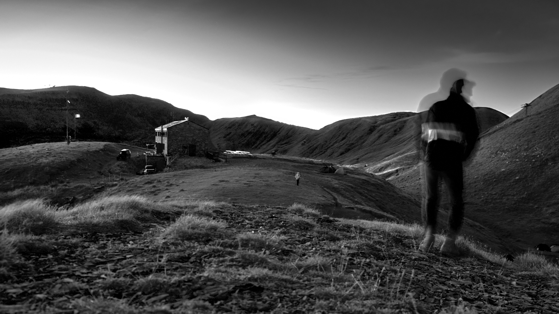 The Scaffaiolo lake, before sunrise.
