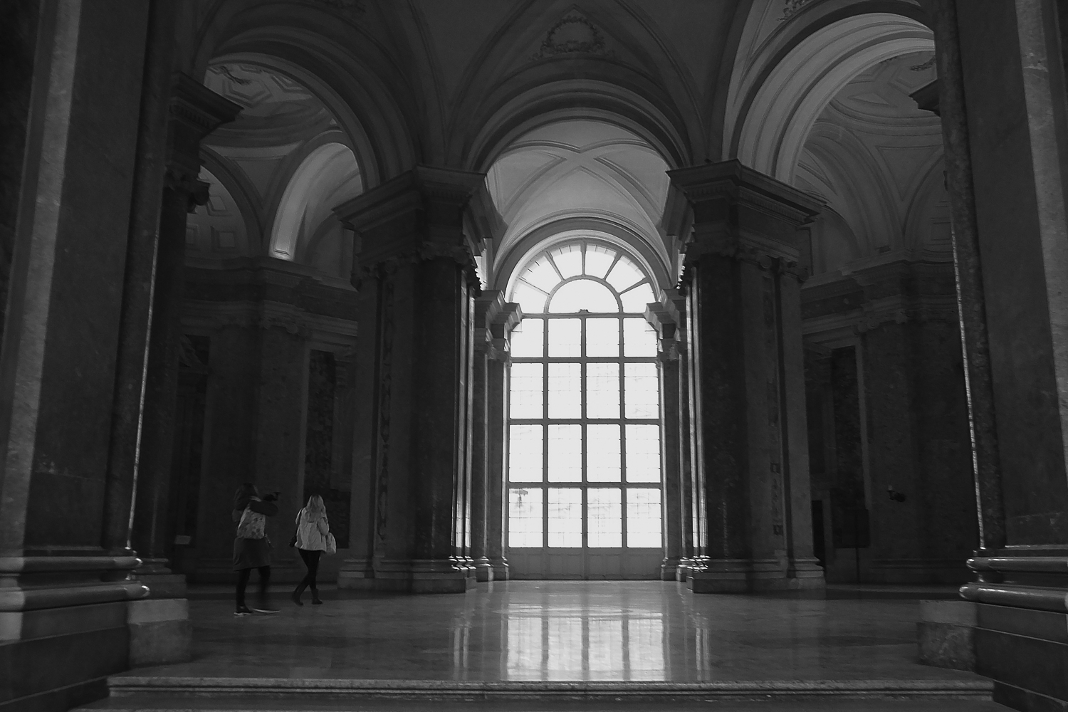 interno della reggia di caserta