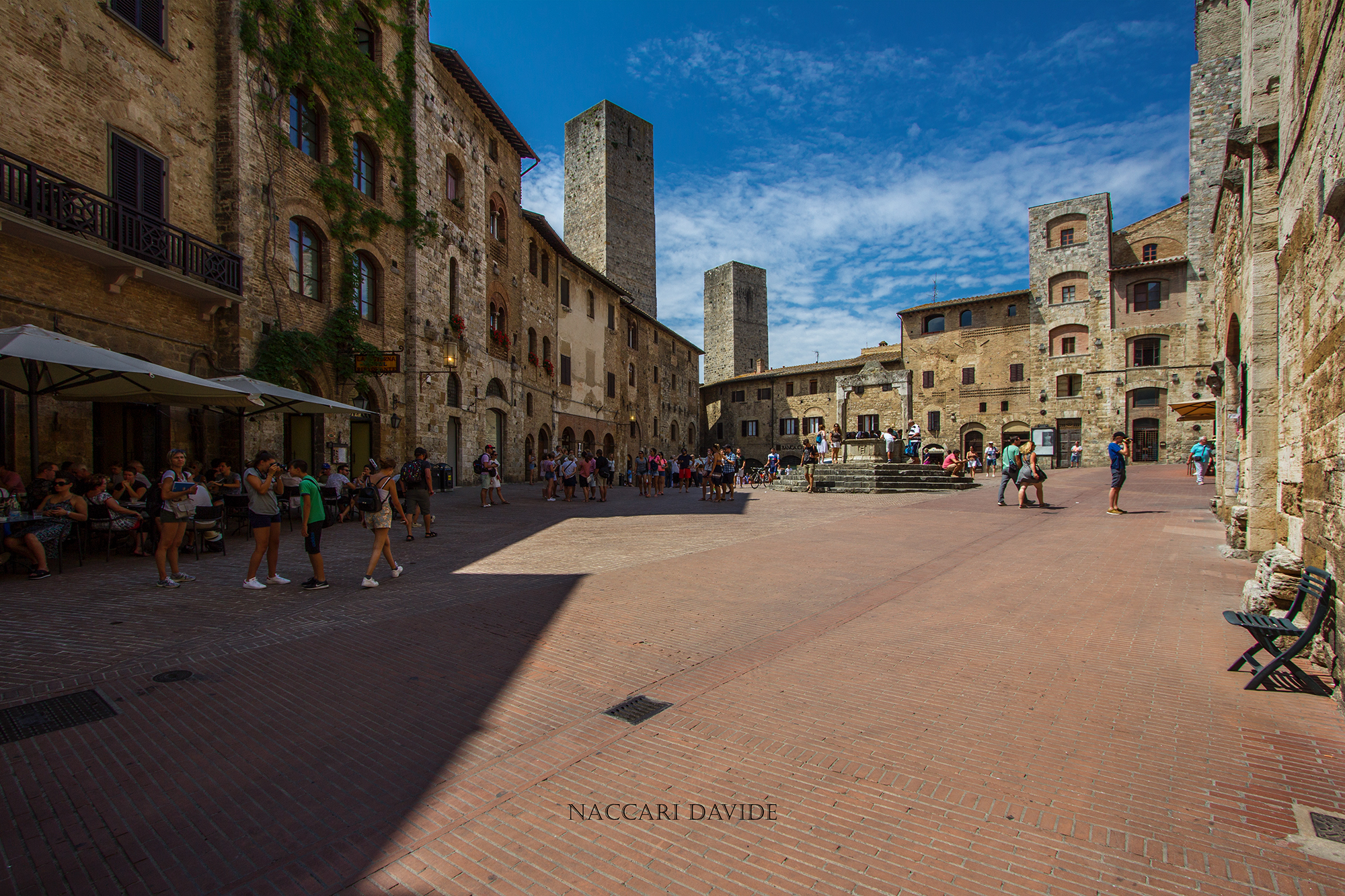 San Gimignano, Piazza della Cisterna