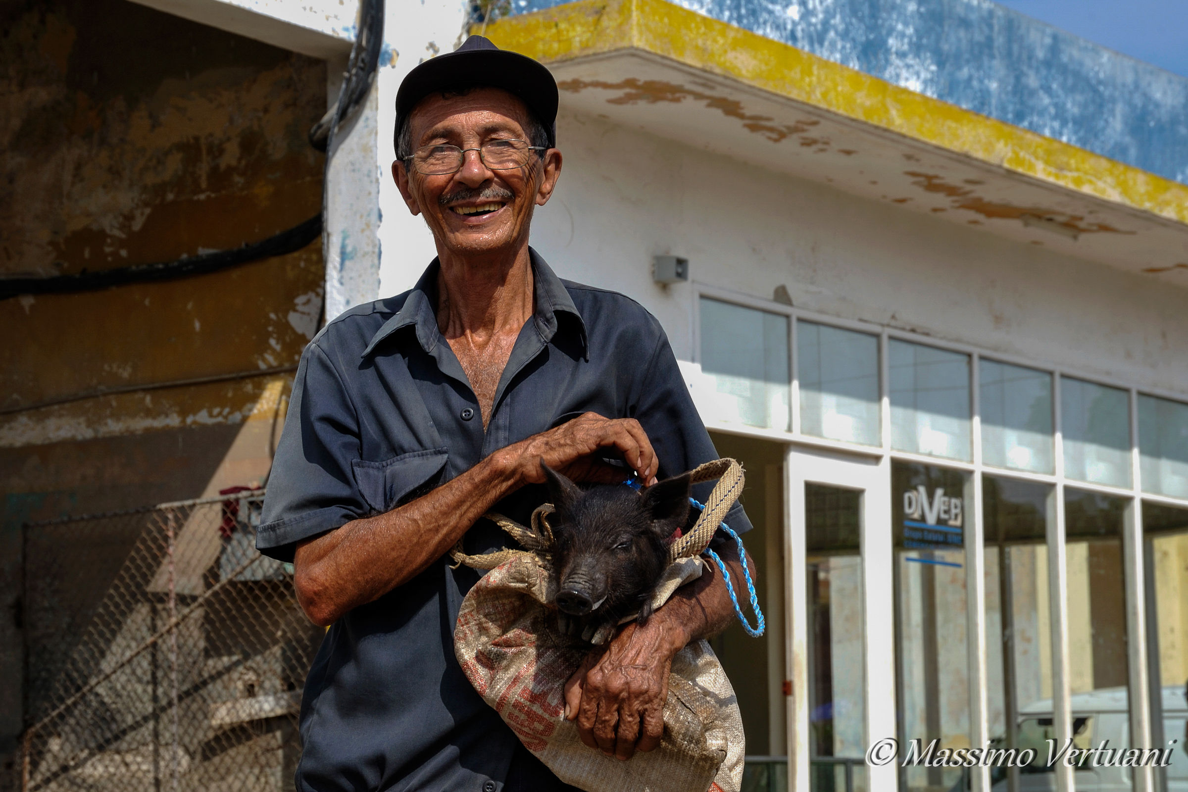 End of Season sale (Cuba)