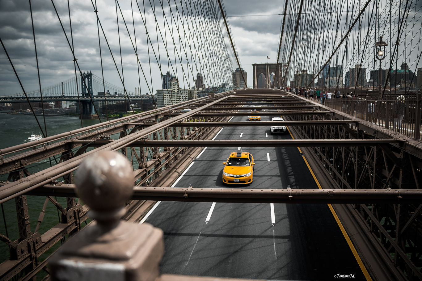 Taxi on the bridge