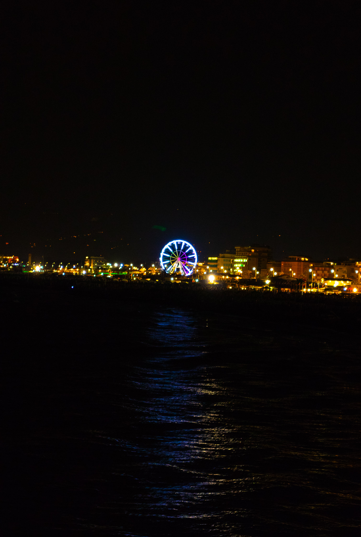 Wheel on the Sea