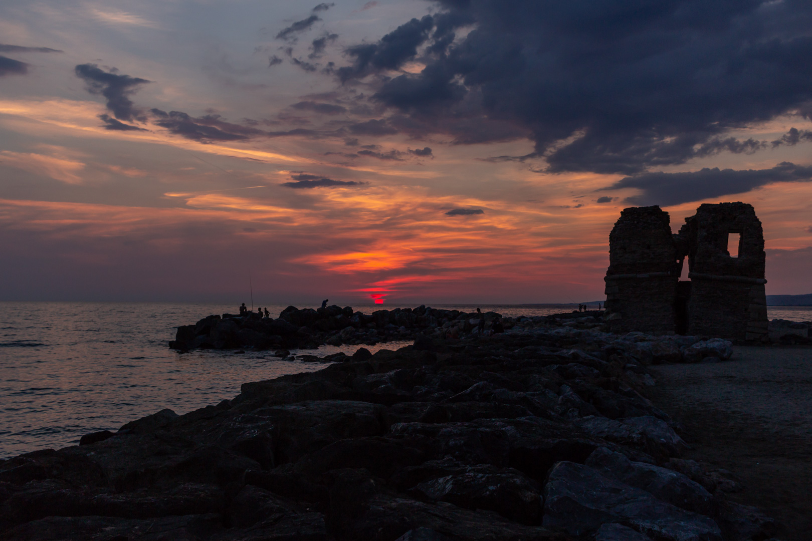 Rosso Tramonto a Torre Flavia