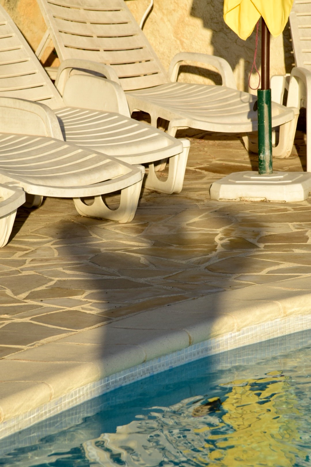 Sighted the invisible Man...