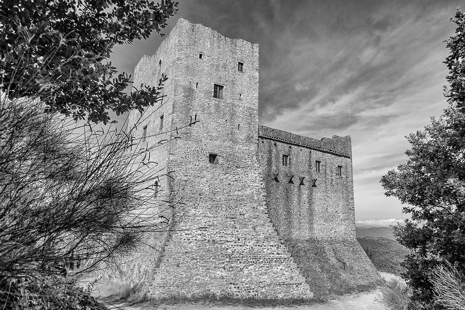Lunigiana Eagle Castle