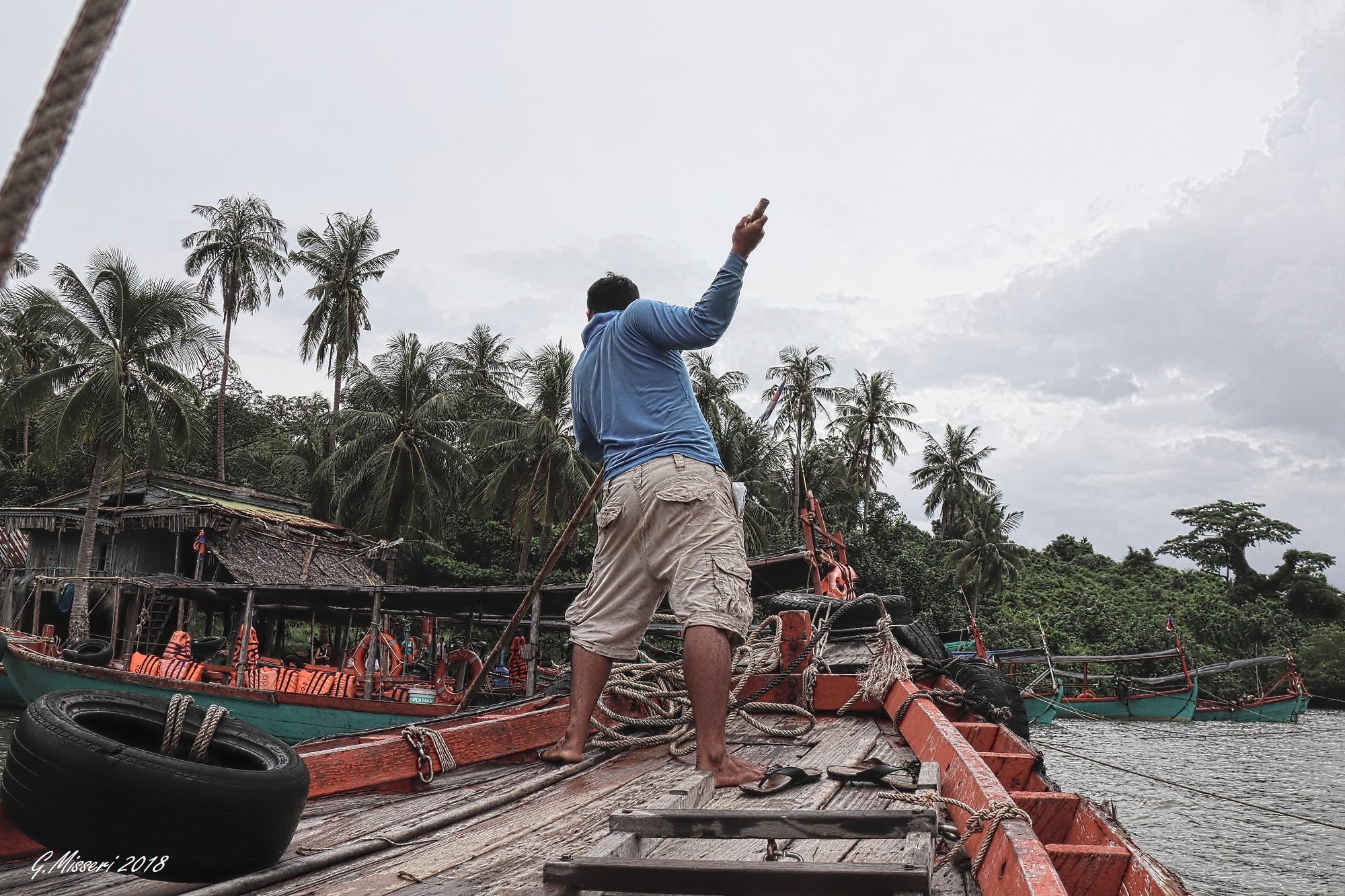 Boat in Rabbit Island    Cambogia
