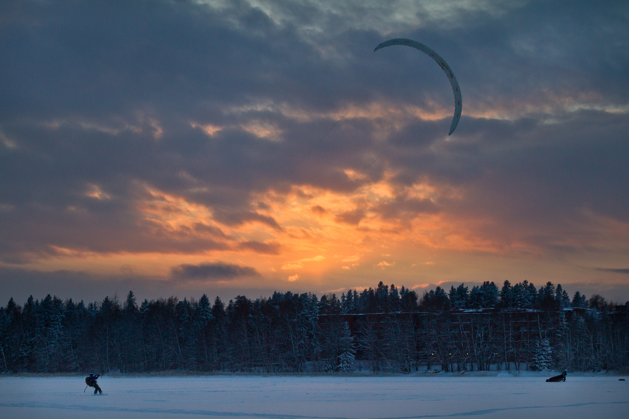 Snowkiting