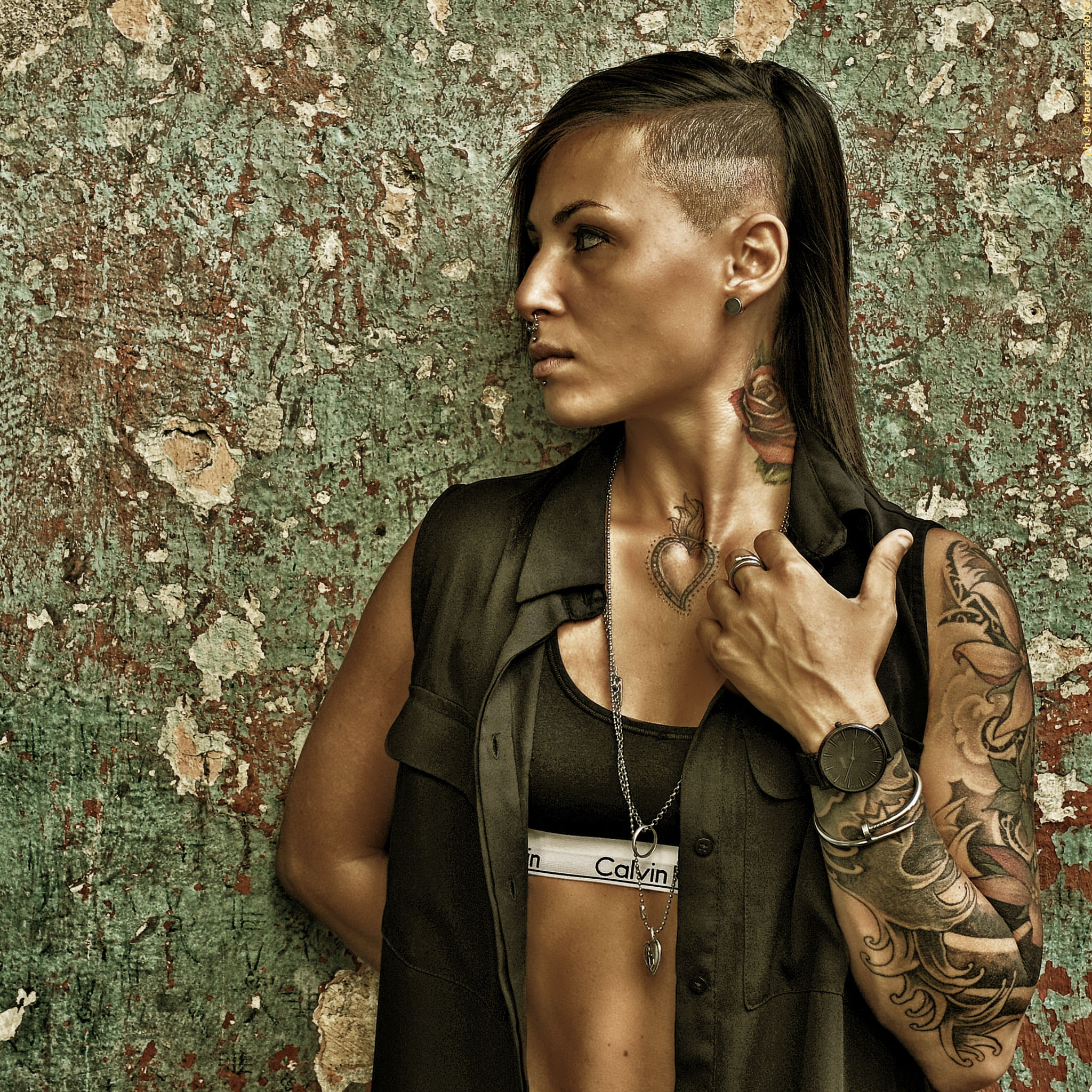 Like a beautiful bronze statue